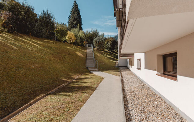  Judith Top 13 - Photo 28